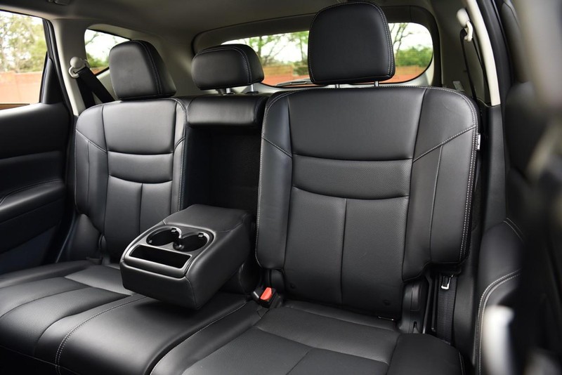 Nissan Murano Vehicle Image 24