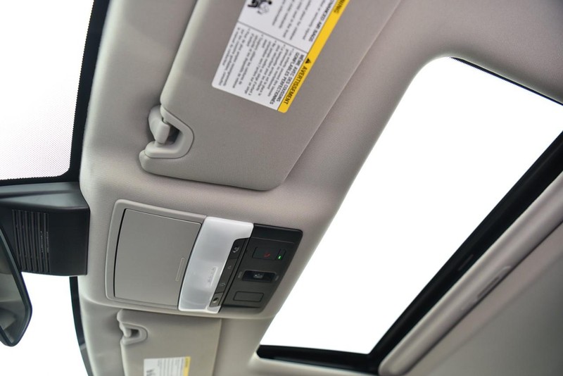 Nissan Altima Vehicle Image 21