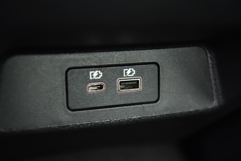 Nissan Altima Vehicle Image 24
