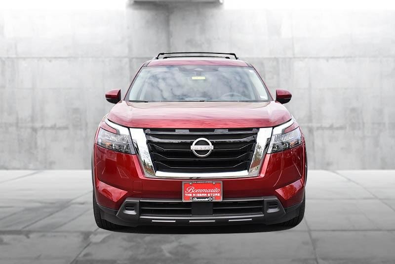 Nissan Pathfinder Vehicle Image 04