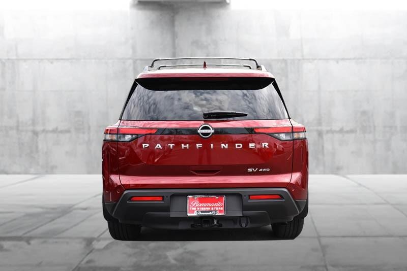 Nissan Pathfinder Vehicle Image 06