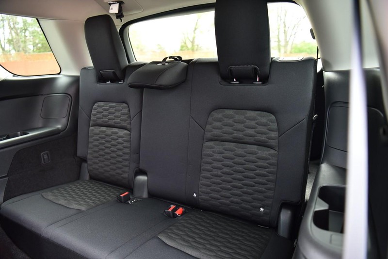 Nissan Pathfinder Vehicle Image 26