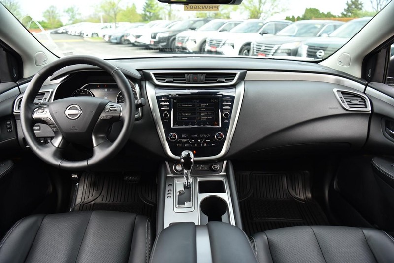 Nissan Murano Vehicle Image 08
