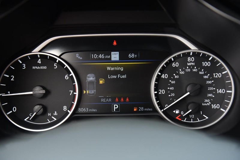 Nissan Murano Vehicle Image 14