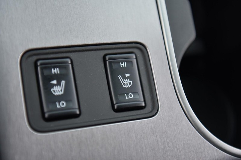 Nissan Murano Vehicle Image 18