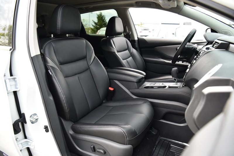 Nissan Murano Vehicle Image 22