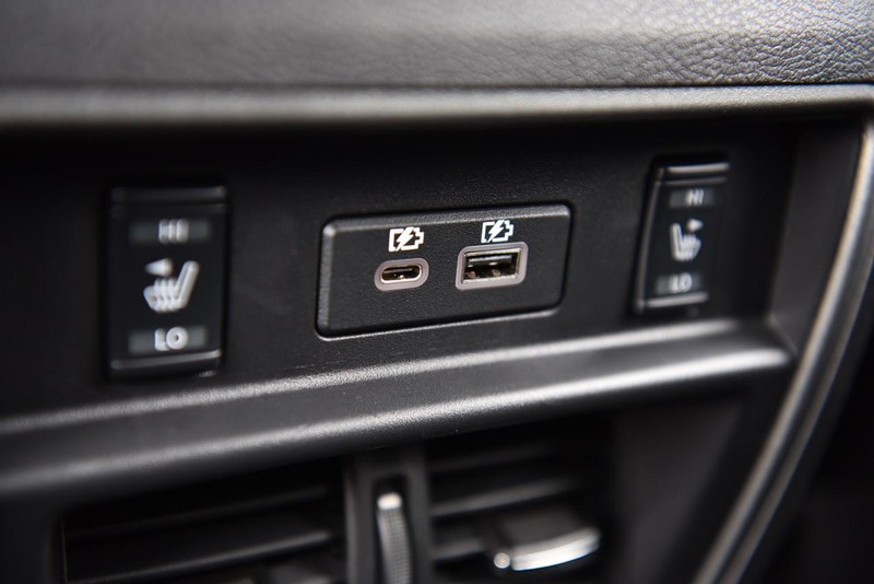 Nissan Murano Vehicle Image 25