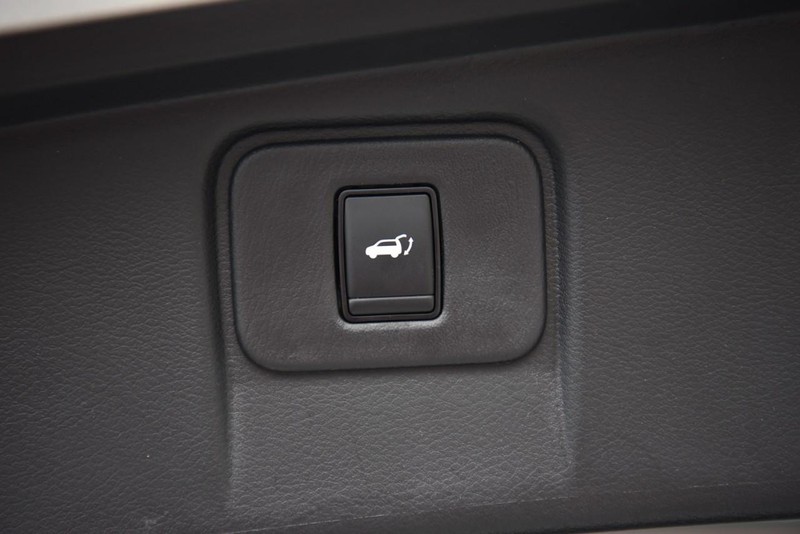 Nissan Murano Vehicle Image 27