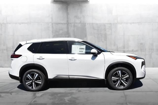 Nissan Rogue Vehicle Image 05