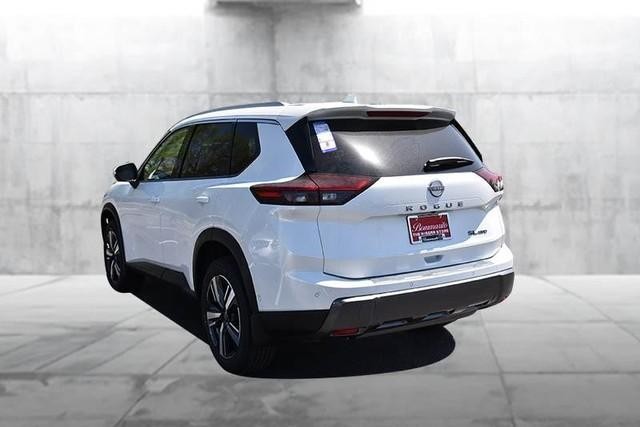 Nissan Rogue Vehicle Image 07