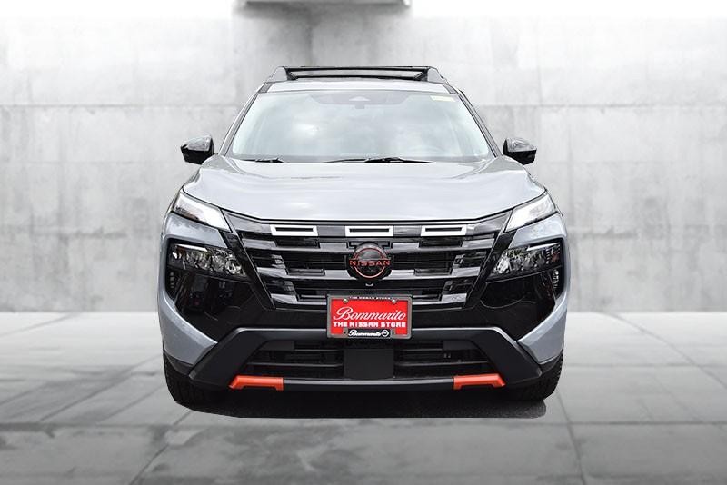 Nissan Rogue Vehicle Image 04