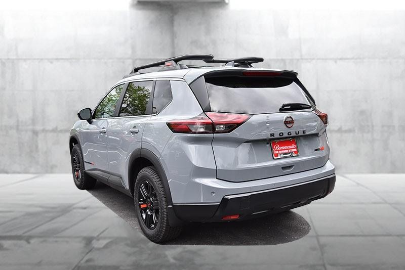 Nissan Rogue Vehicle Image 07