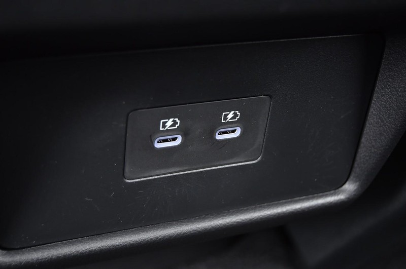 Nissan Rogue Vehicle Image 25