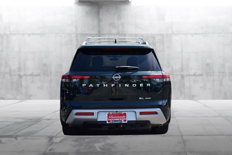 Nissan Pathfinder Vehicle Image 06
