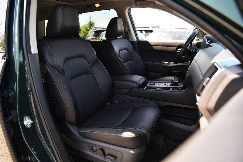 Nissan Pathfinder Vehicle Image 20