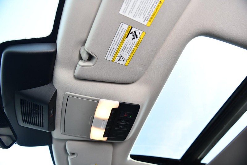 Nissan Pathfinder Vehicle Image 21