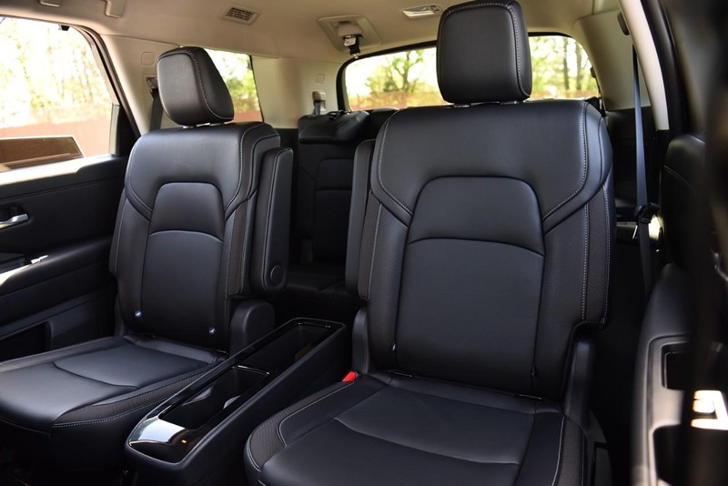 Nissan Pathfinder Vehicle Image 22