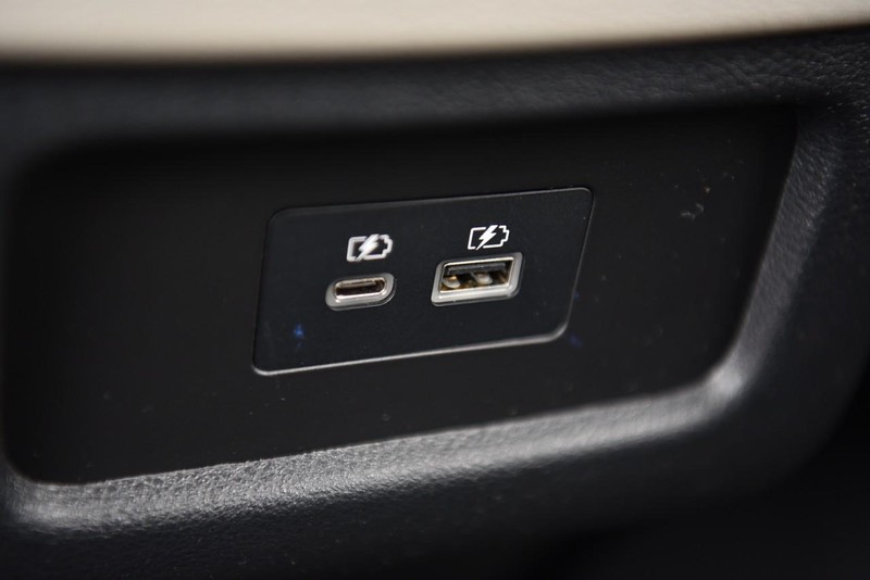 Nissan Pathfinder Vehicle Image 24