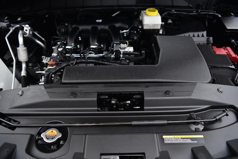 Nissan Pathfinder Vehicle Image 27