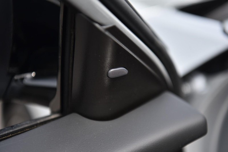 Nissan Altima Vehicle Image 10
