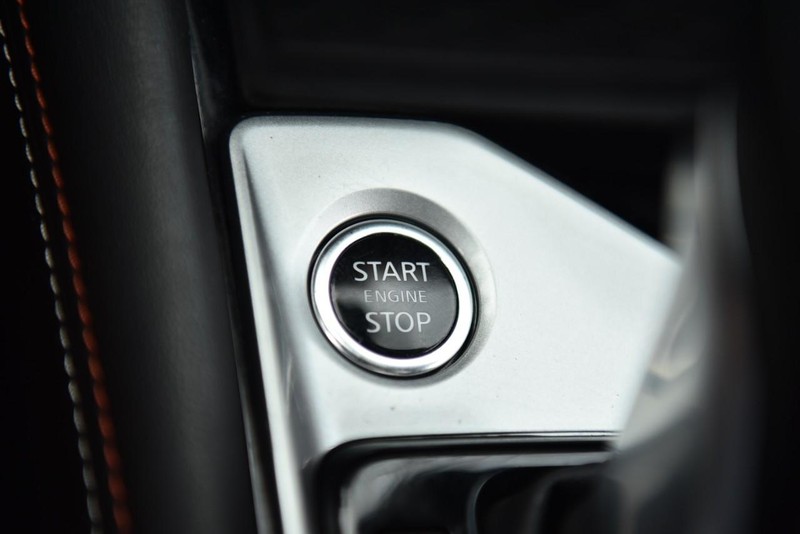 Nissan Altima Vehicle Image 17