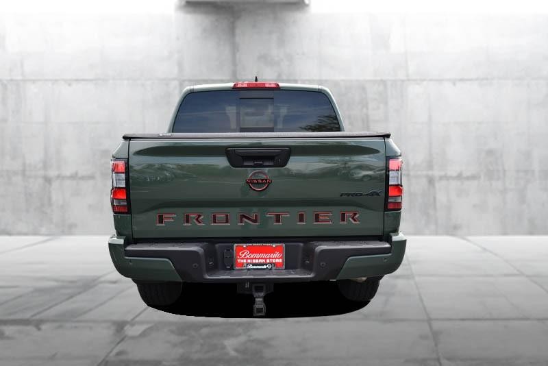 Nissan Frontier Vehicle Image 06