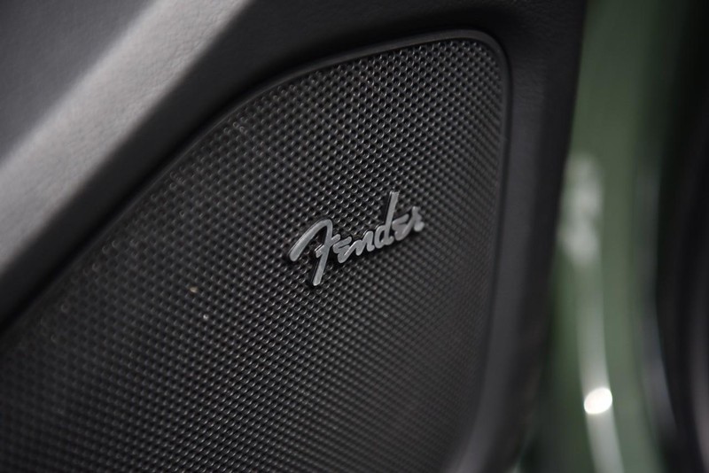 Nissan Frontier Vehicle Image 11