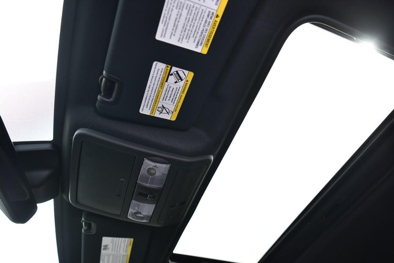 Nissan Frontier Vehicle Image 26