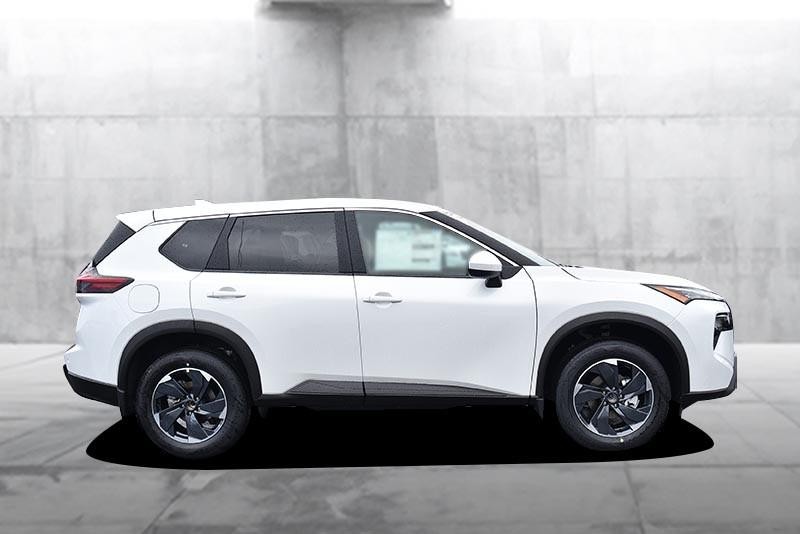 Nissan Rogue Vehicle Image 05