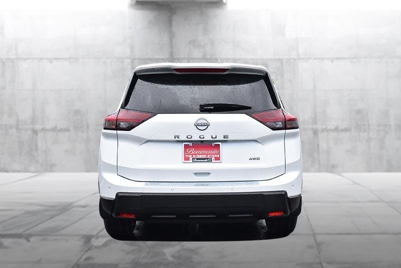 Nissan Rogue Vehicle Image 06