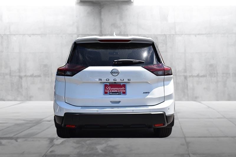 Nissan Rogue Vehicle Image 06