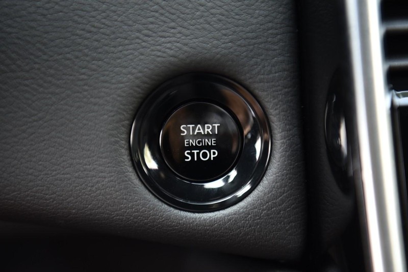 Nissan Armada Vehicle Image 22
