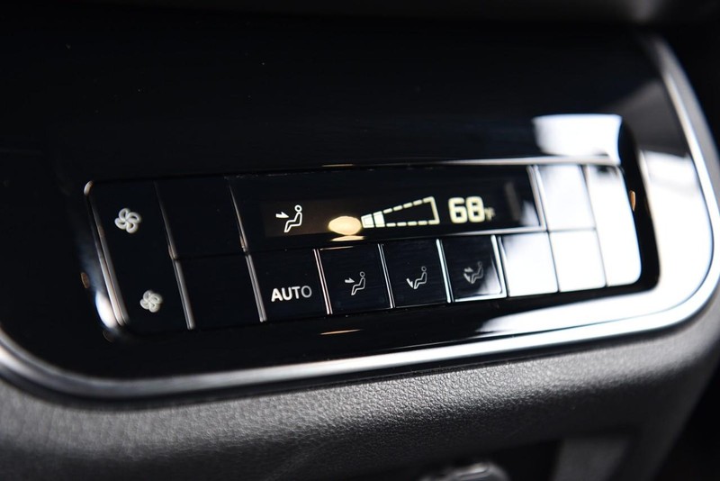 Nissan Armada Vehicle Image 28