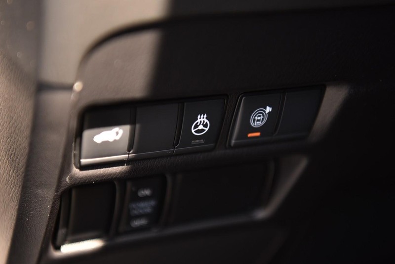 Nissan Armada Vehicle Image 12