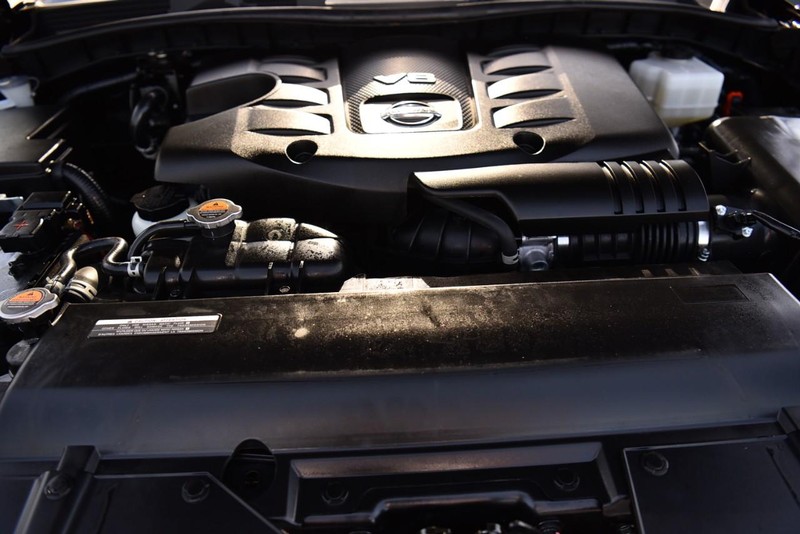 Nissan Armada Vehicle Image 35