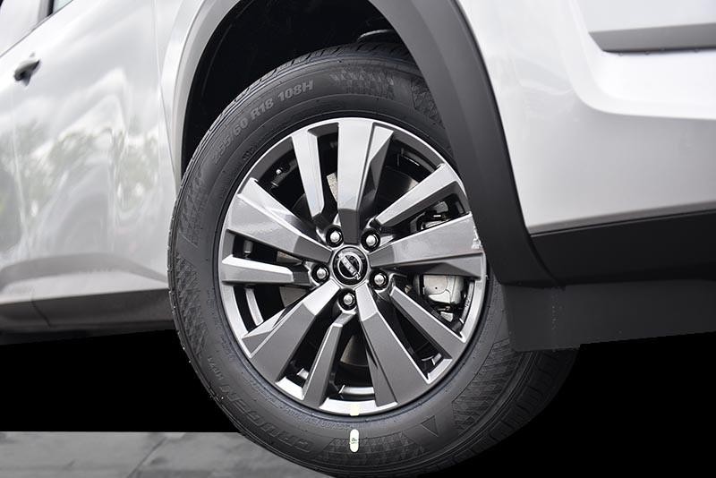 Nissan Pathfinder Vehicle Image 03