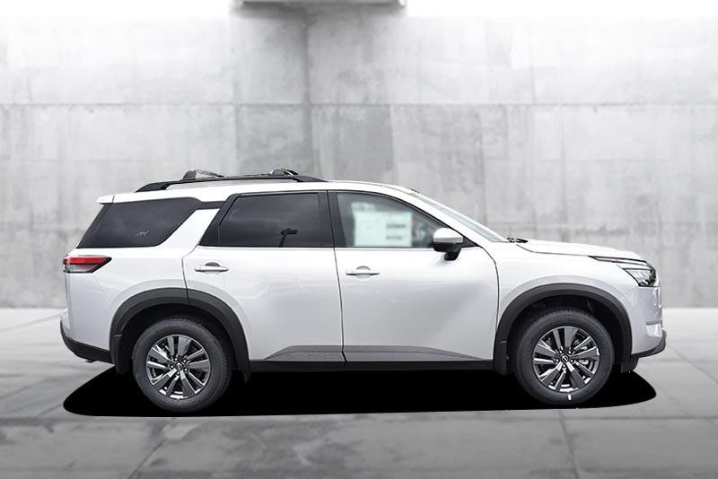 Nissan Pathfinder Vehicle Image 05