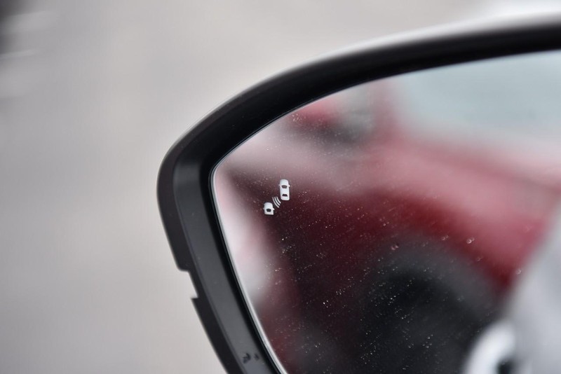 Nissan Pathfinder Vehicle Image 10