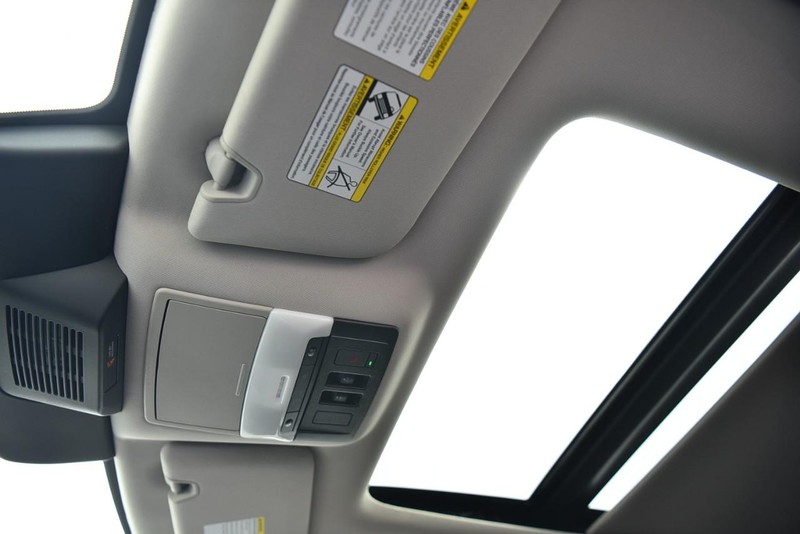 Nissan Pathfinder Vehicle Image 22