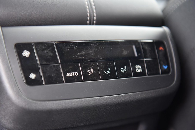 Nissan Pathfinder Vehicle Image 24