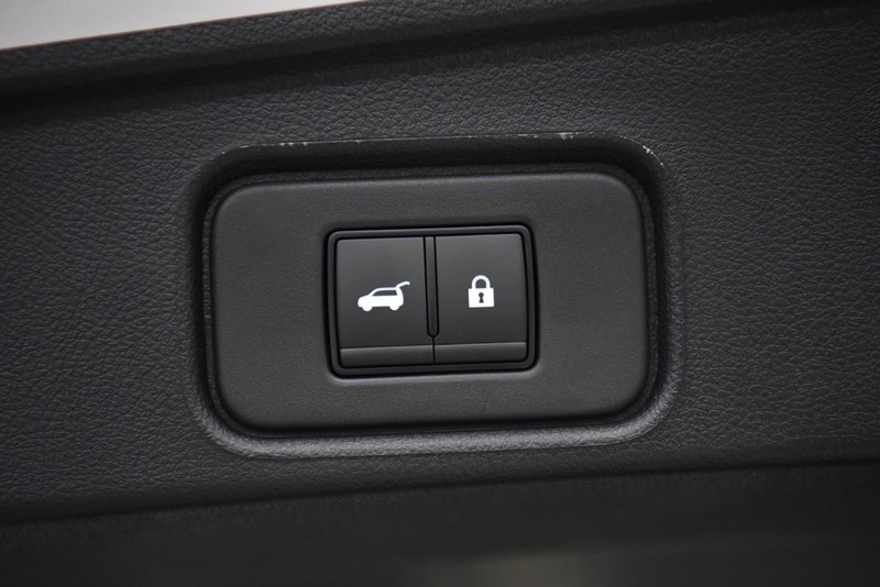 Nissan Pathfinder Vehicle Image 28