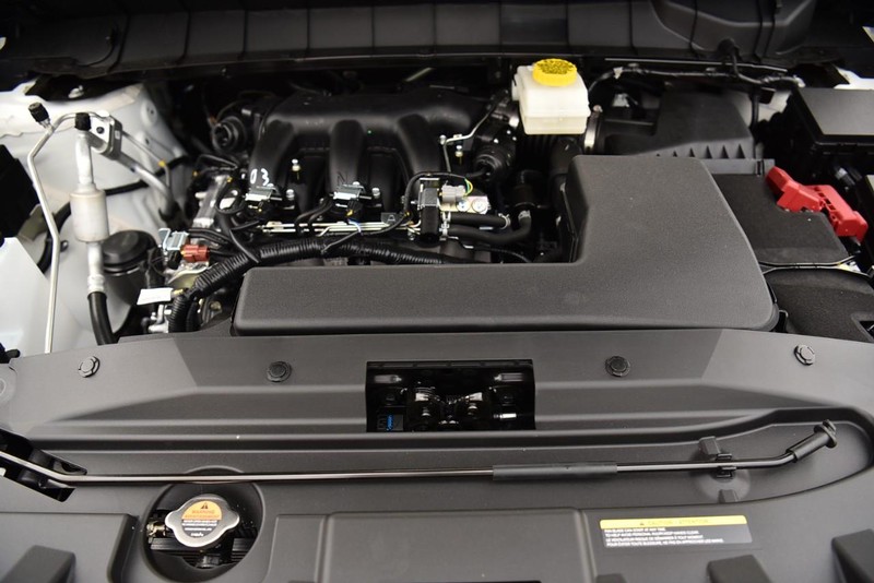 Nissan Pathfinder Vehicle Image 29