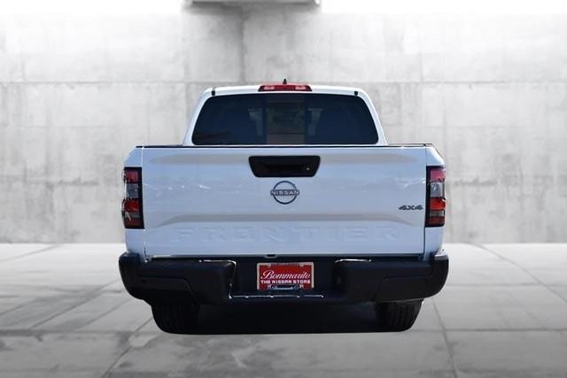 Nissan Frontier Vehicle Image 06