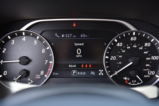 Nissan Frontier Vehicle Image 14