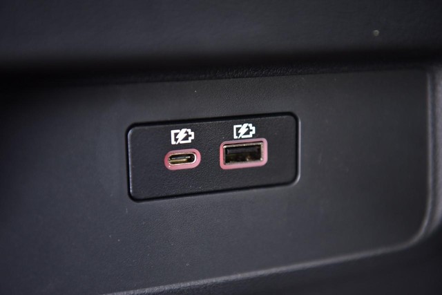 Nissan Frontier Vehicle Image 24