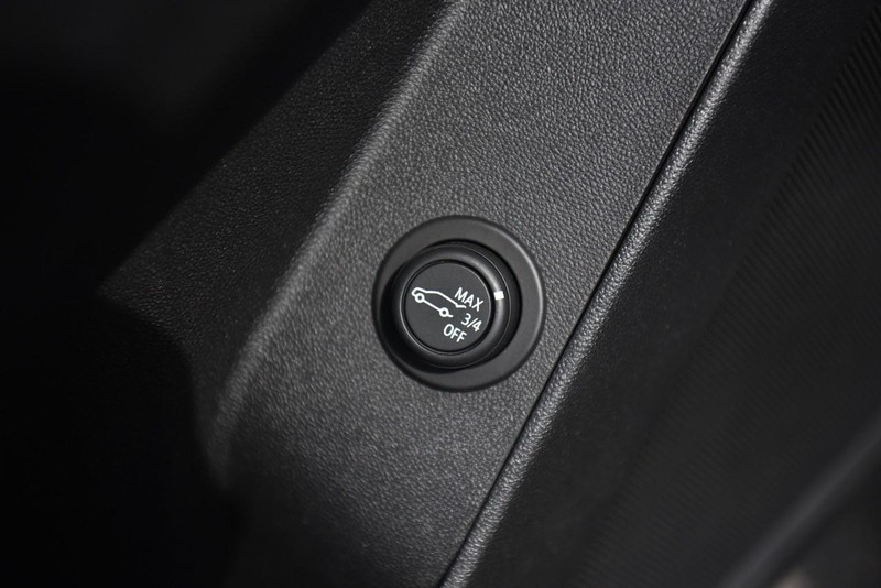 Chevrolet Equinox Vehicle Image 10