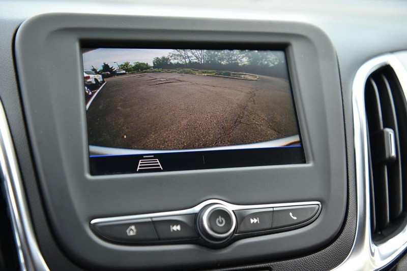 Chevrolet Equinox Vehicle Image 14