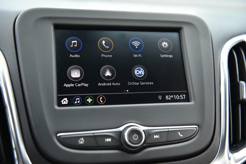 Chevrolet Equinox Vehicle Image 15