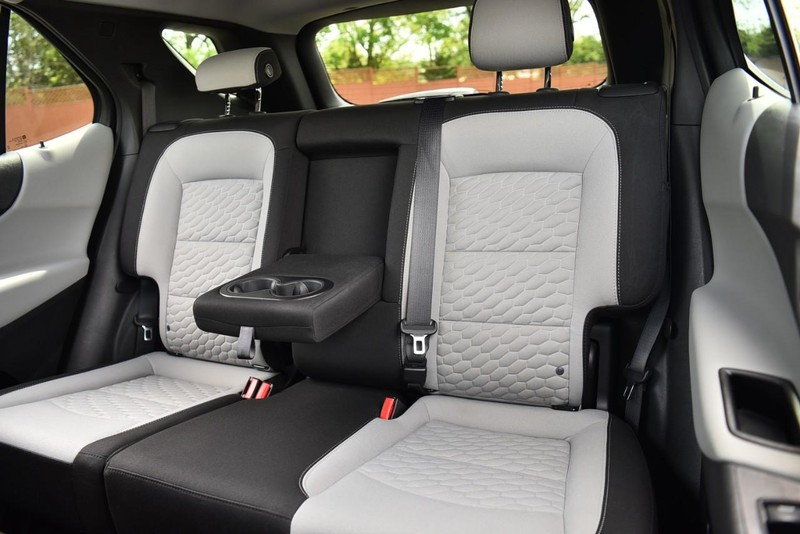 Chevrolet Equinox Vehicle Image 23