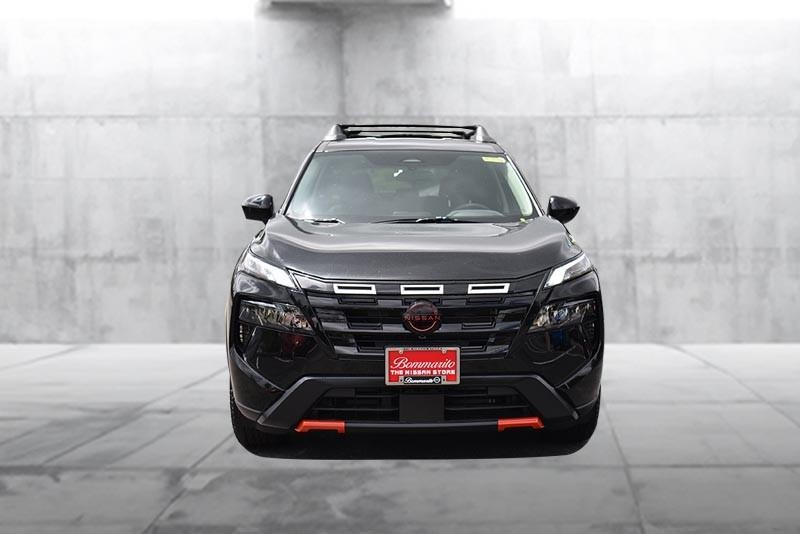 Nissan Rogue Vehicle Image 04